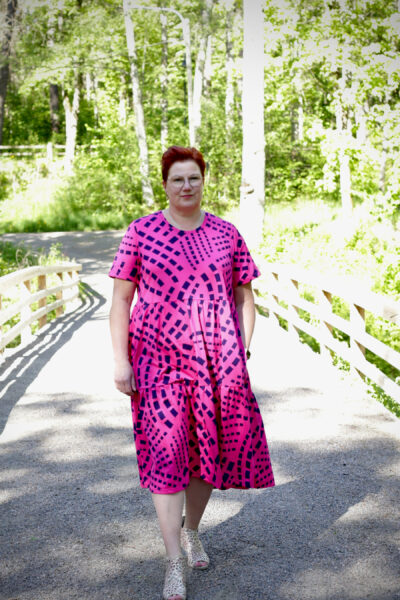 Saara-trikoomekko, Vyyhti, fuksia